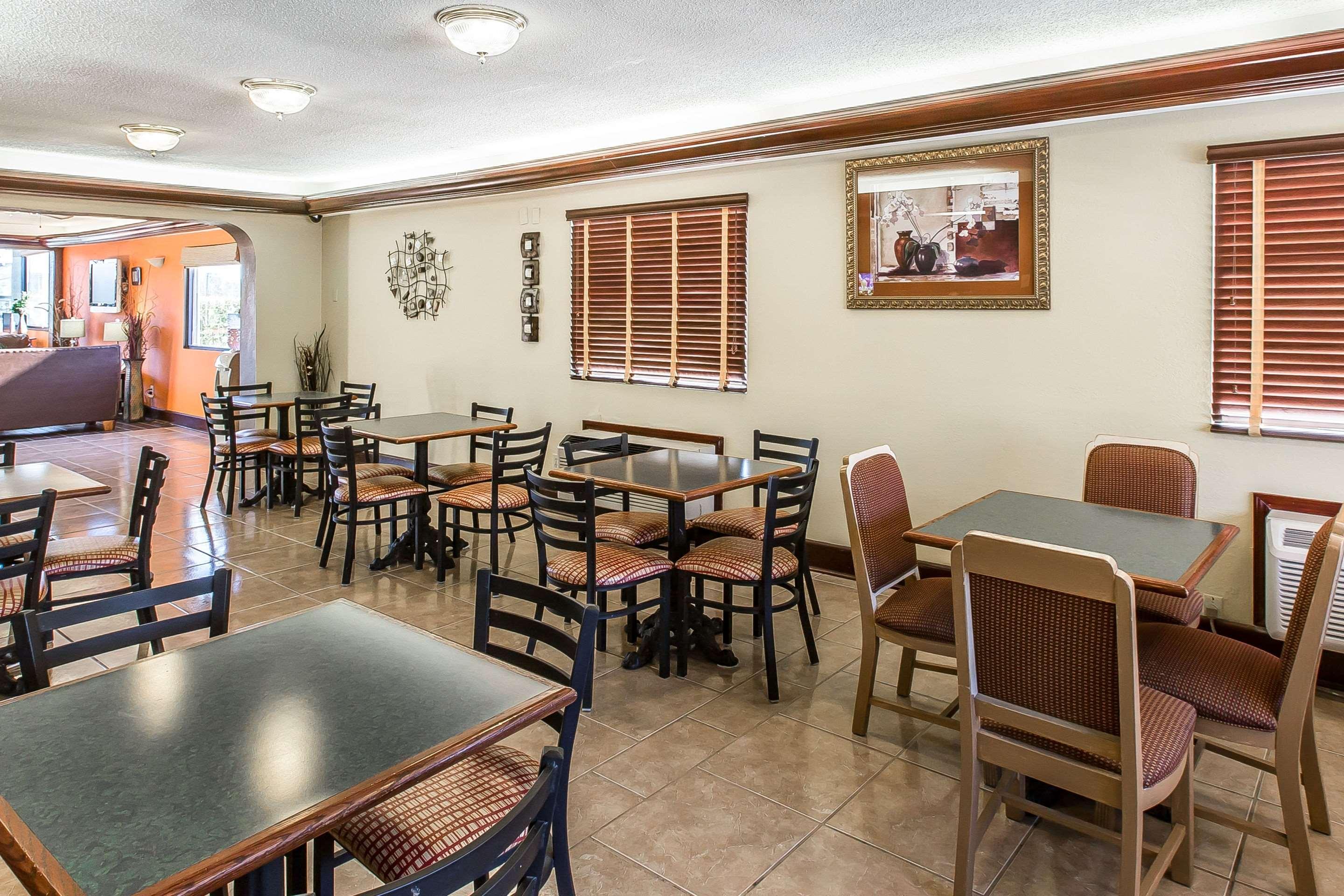Quality Inn And Suites Macon Exterior foto