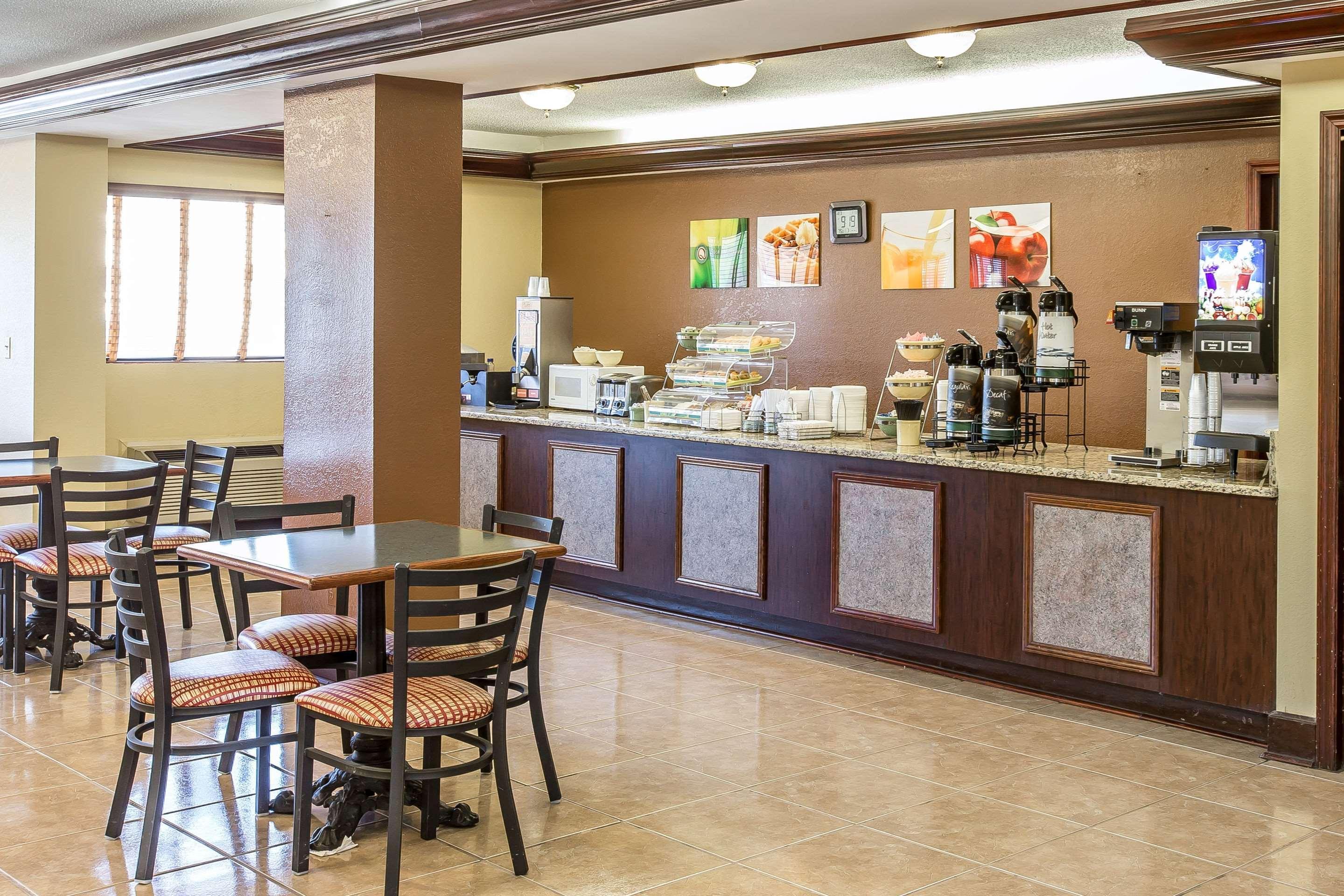 Quality Inn And Suites Macon Exterior foto