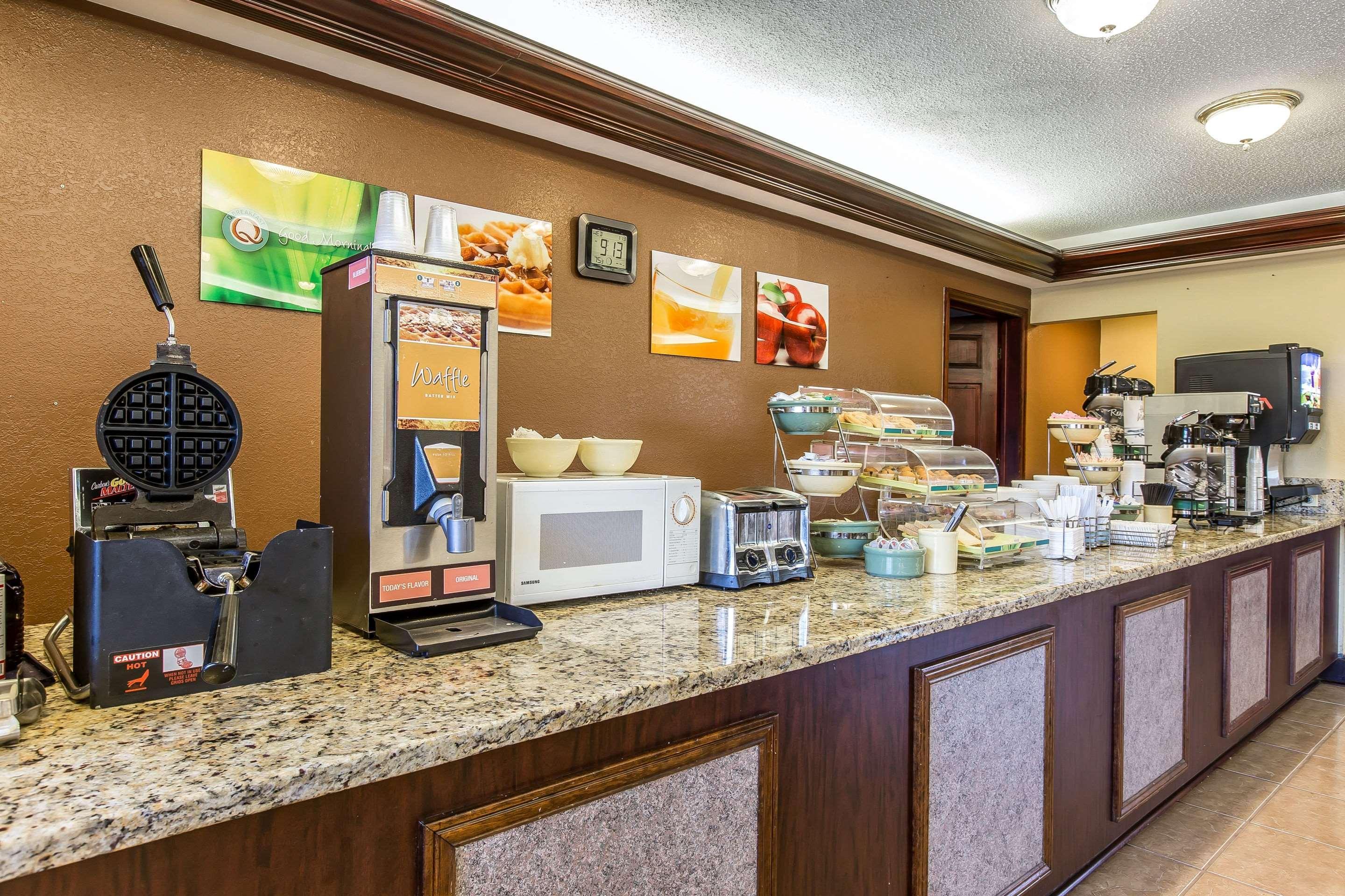 Quality Inn And Suites Macon Exterior foto
